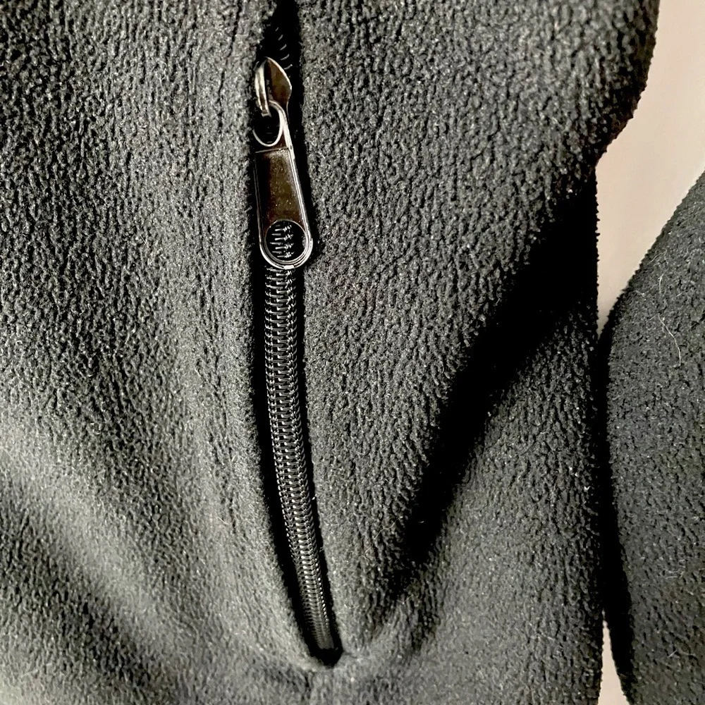 Columbia Fleece Jacket, Kid’s (10-12)/Medium, Black, Full Front Zipper